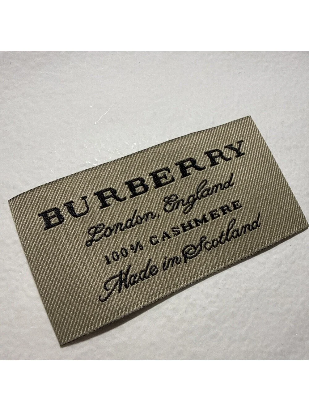 BURBERRY 1 Designer Tag LABEL Replacement Sewing Accessories 6 x 3cm